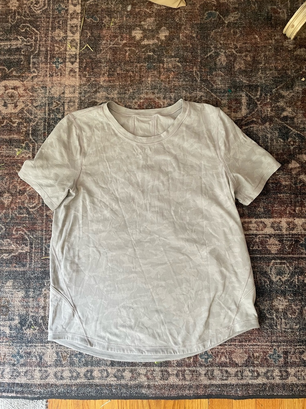 Lululemon swiftly camo tee